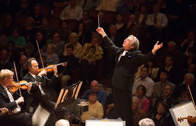 Michael Tilson-Thomas conducts the San Francisco Symphony. photo: Kristen Loken