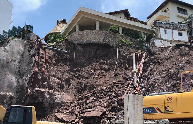 A cliff at a construction site near a gay beach in Puerto Vallarta collapsed. Photo: David D.