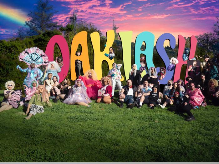 Oaklash ensemble (photo Aldonna Watts)