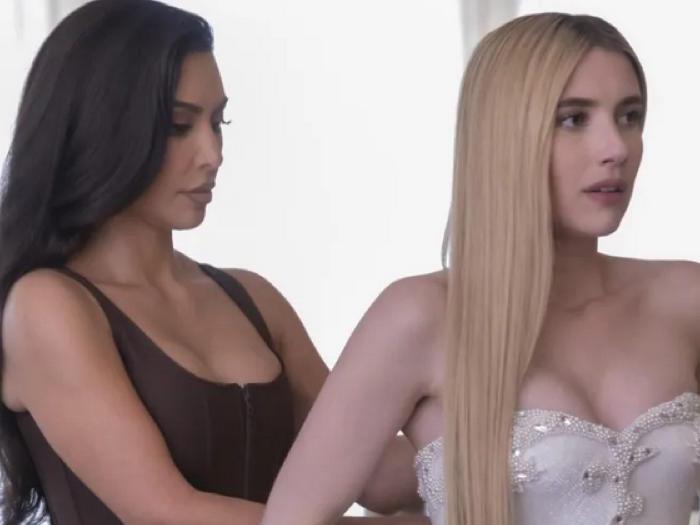Kim Kardashian and Emma Roberts in 'American Horror Story: Delicate'<br>(photo: Eric Liebowitz/FX)