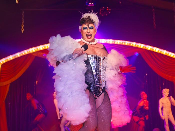 D'Arcy Drollinger as Frank-N-Furter in Ray of Light Theatre & Oasis' production of 'The Rocky Horror Show.' (photo: Rachel Z Photography)
