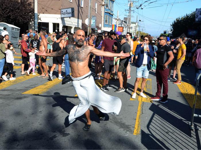 Onlookers watched as Alejandro Salvia twirled at last year's Castro Street Fair. Photo: Rick Gerharter
