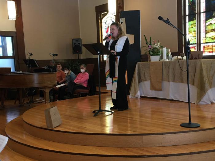 Bethany United Methodist Church pastor Sadie Stone spoke during the May 5 worship service. Photo: Brian Bromberger
