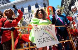 Abortion ruling protested at SF Pride parade